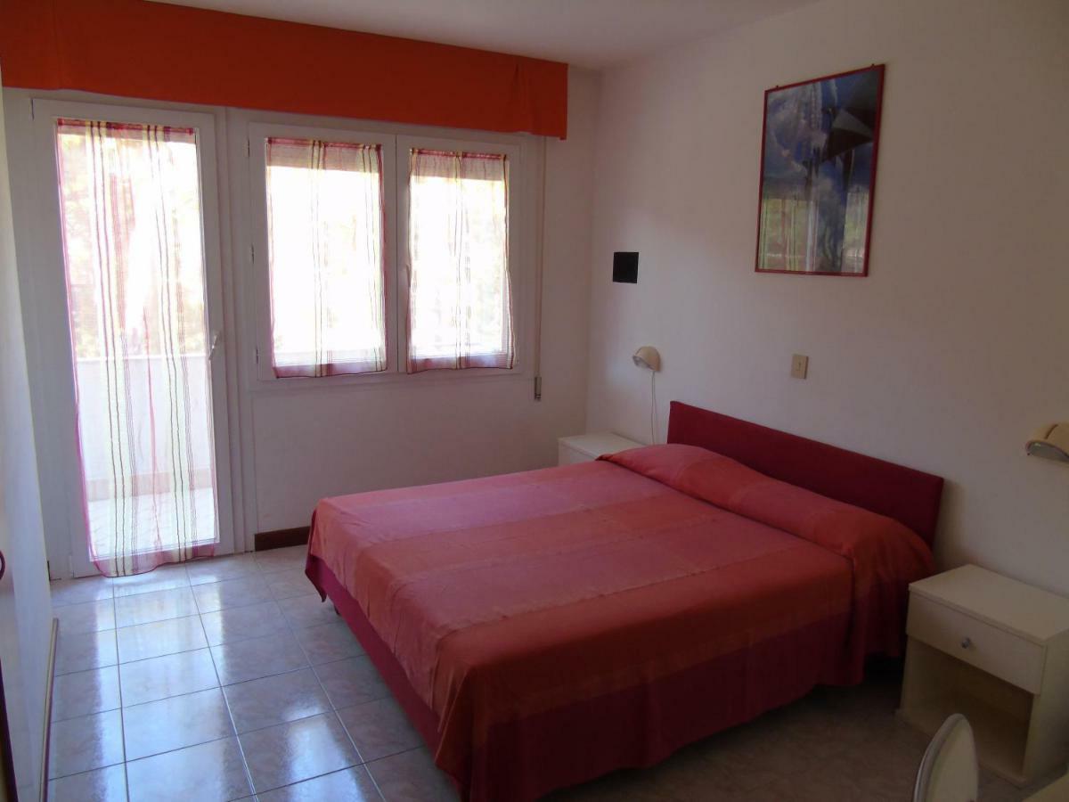 Apartment Valeria *